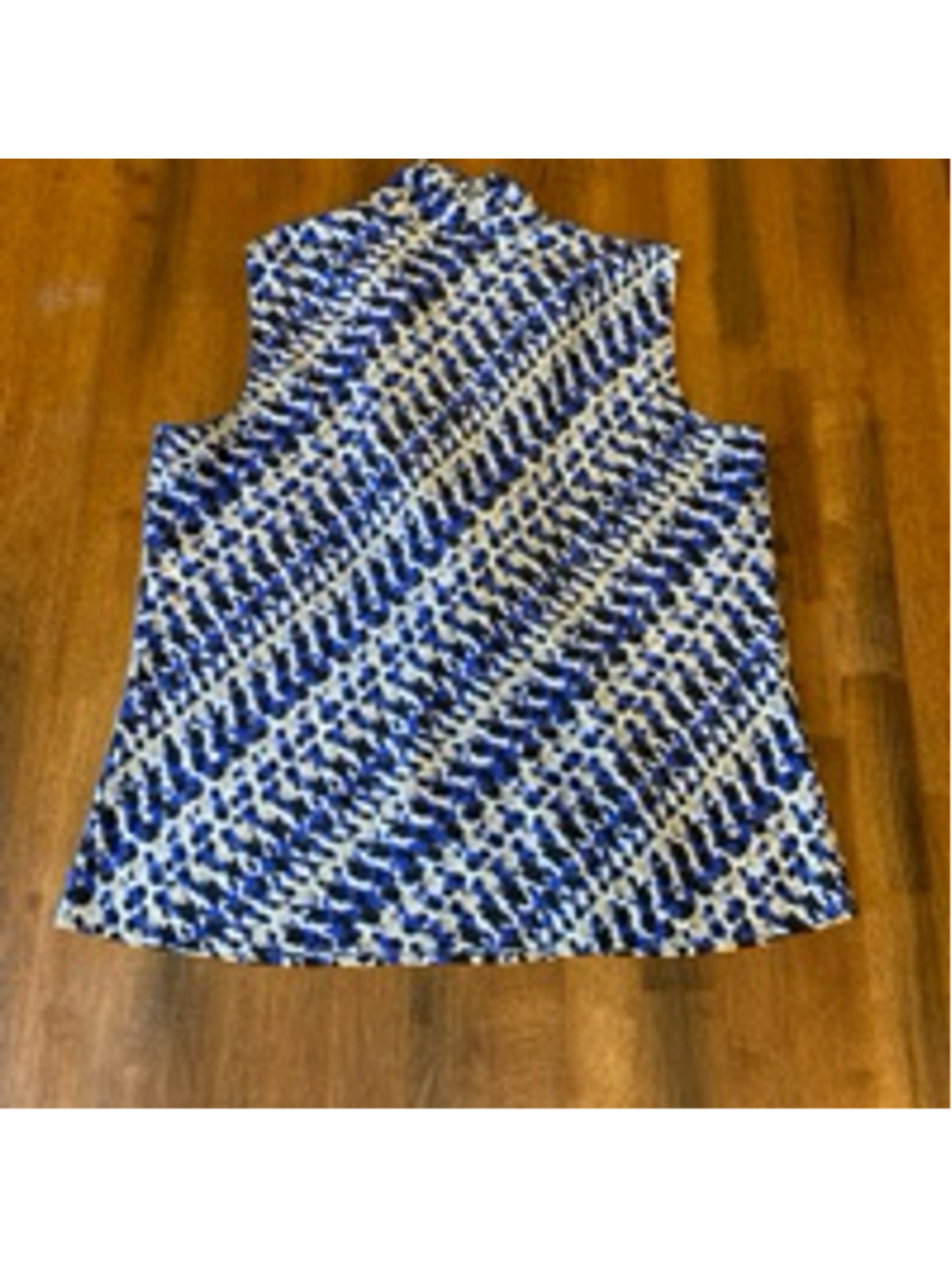 Black Label by Evan-Picone Top Large Blue, White, Black Pattern Sleeveless - Picture 8 of 9